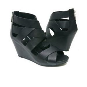 Dolce Vita Pali Black Leather Strappy Wedges